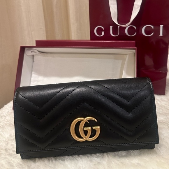 Gucci Handbags - Brand New✨ % AUTHENTIC GUCCI GG MARMONT CONTINENTAL WALLET✨